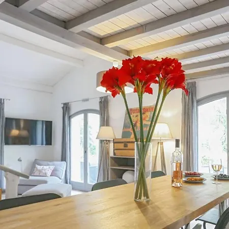 170m2 Dans La Foret A 5 Minutes De La Plage * Six-Fours-les-Plages